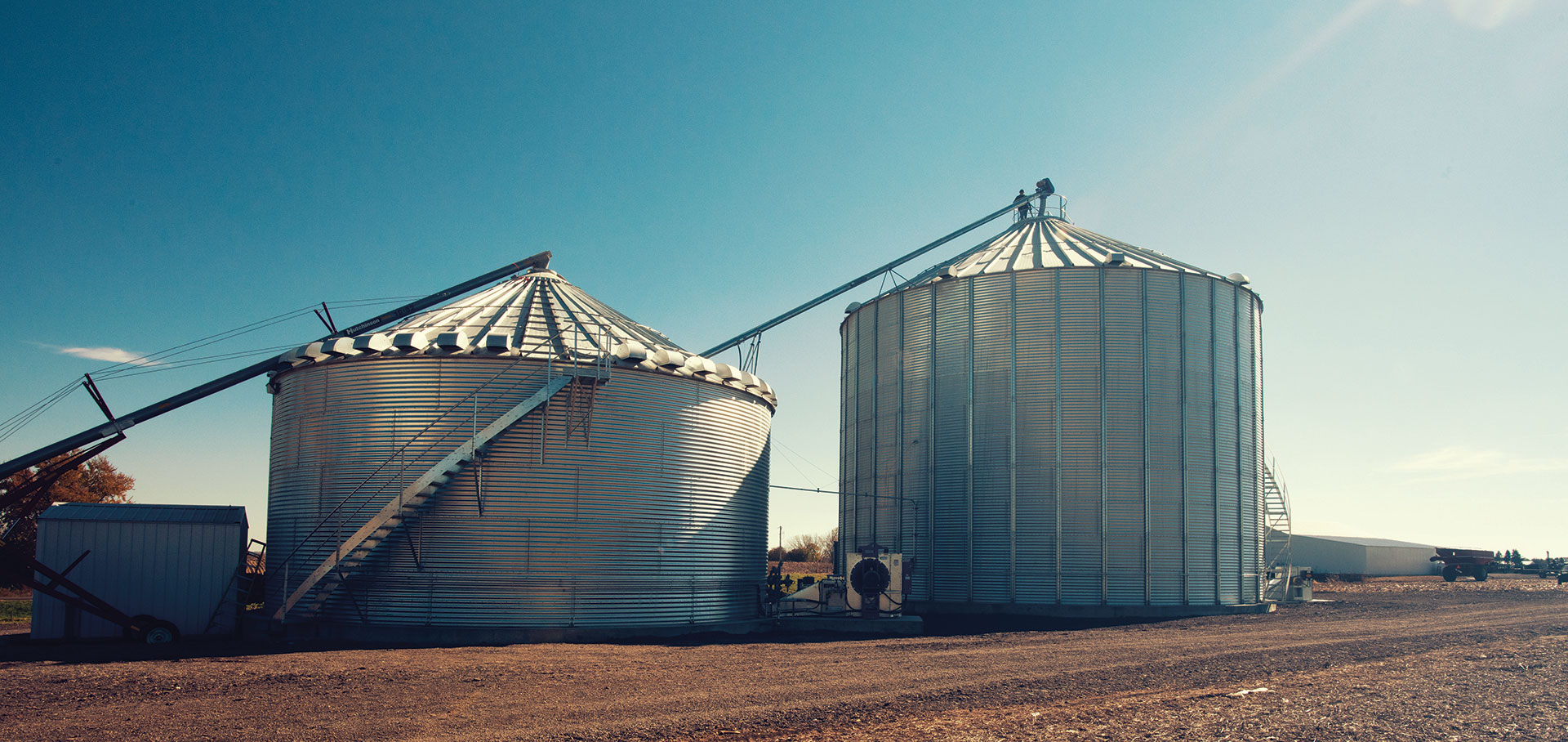 Two grain bins using Shivvers systems | Shivvers