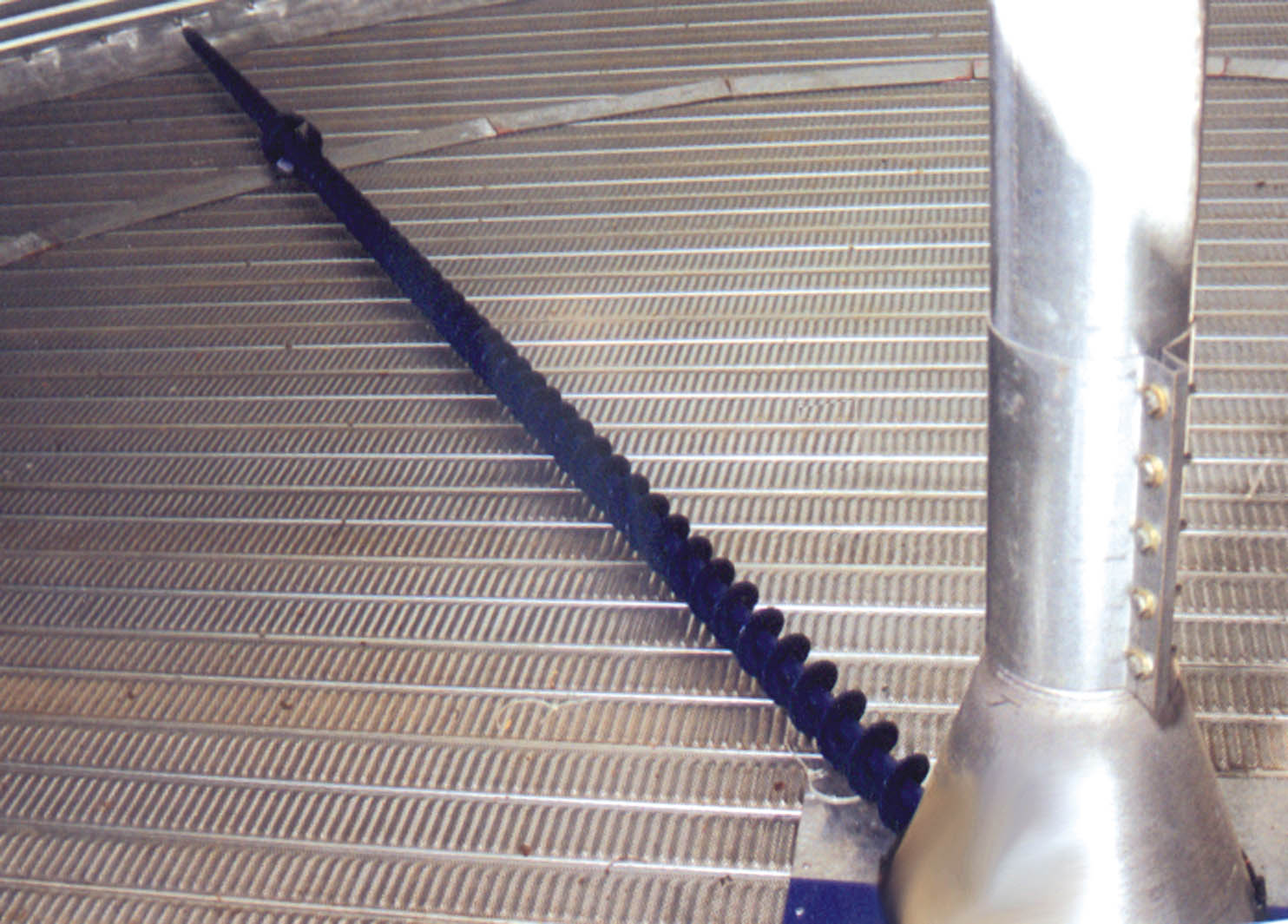 Shivvers Grain Spreaders in a grain storage bin | Shivvers